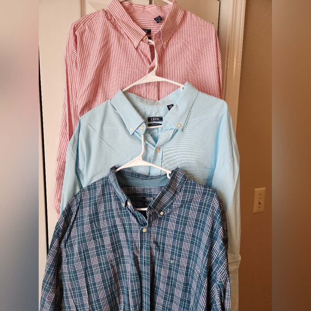 3 Izod Premium Essentials Button Ups - image 1